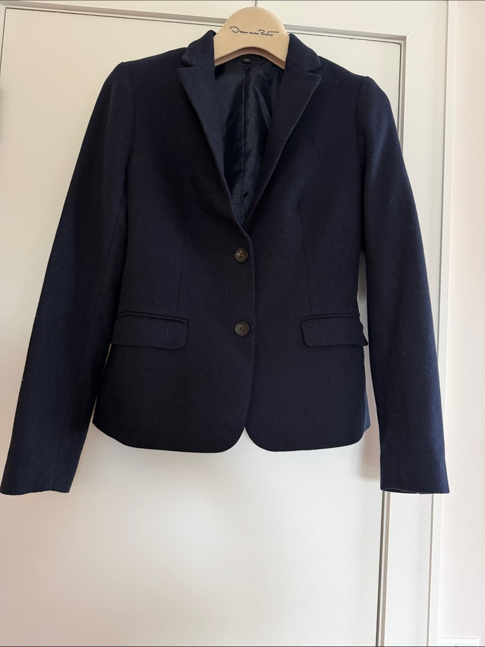 Uniqlo  Wool Blend Women's Navy Tailored Blazer size 4